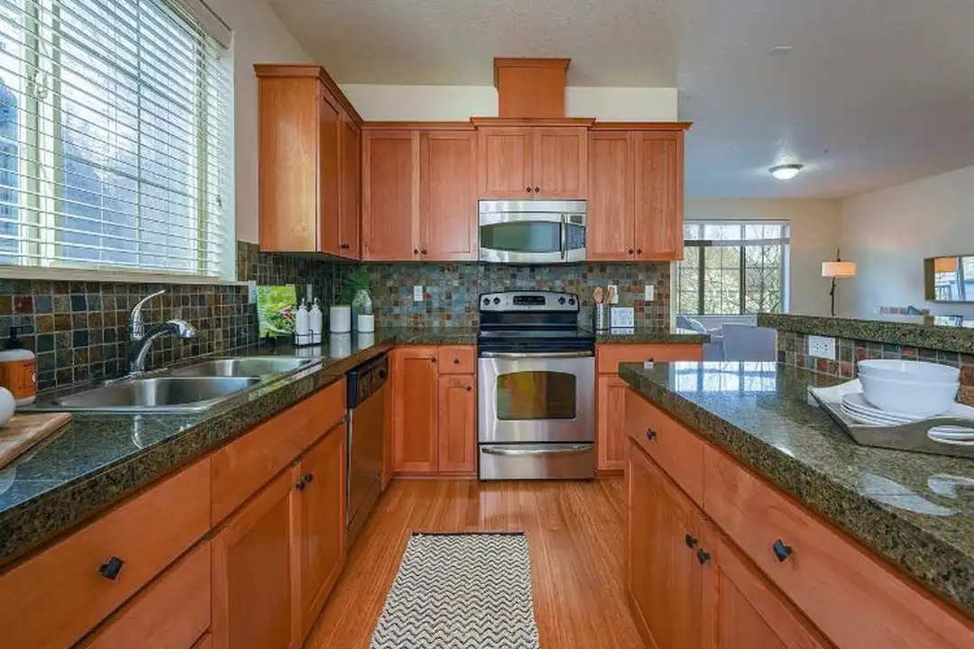 8113 NE Rockne Way - View 6