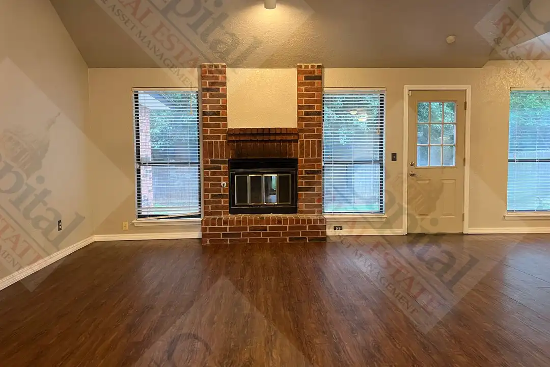 1920 Gerrie St - View 5