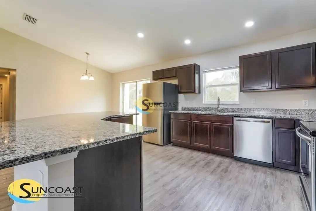 7893 N Jamaica Dr - View 6