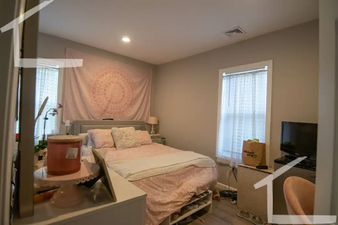 43 Long Ave – pohled 3