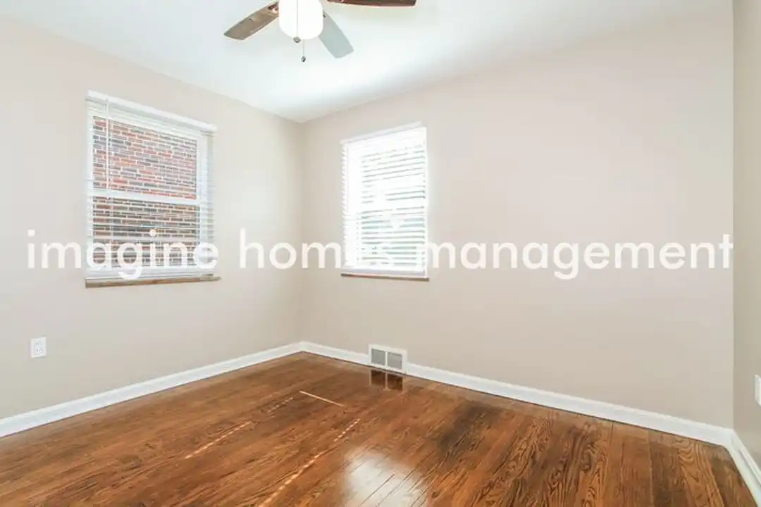 3999 S Whetzel Ave - More