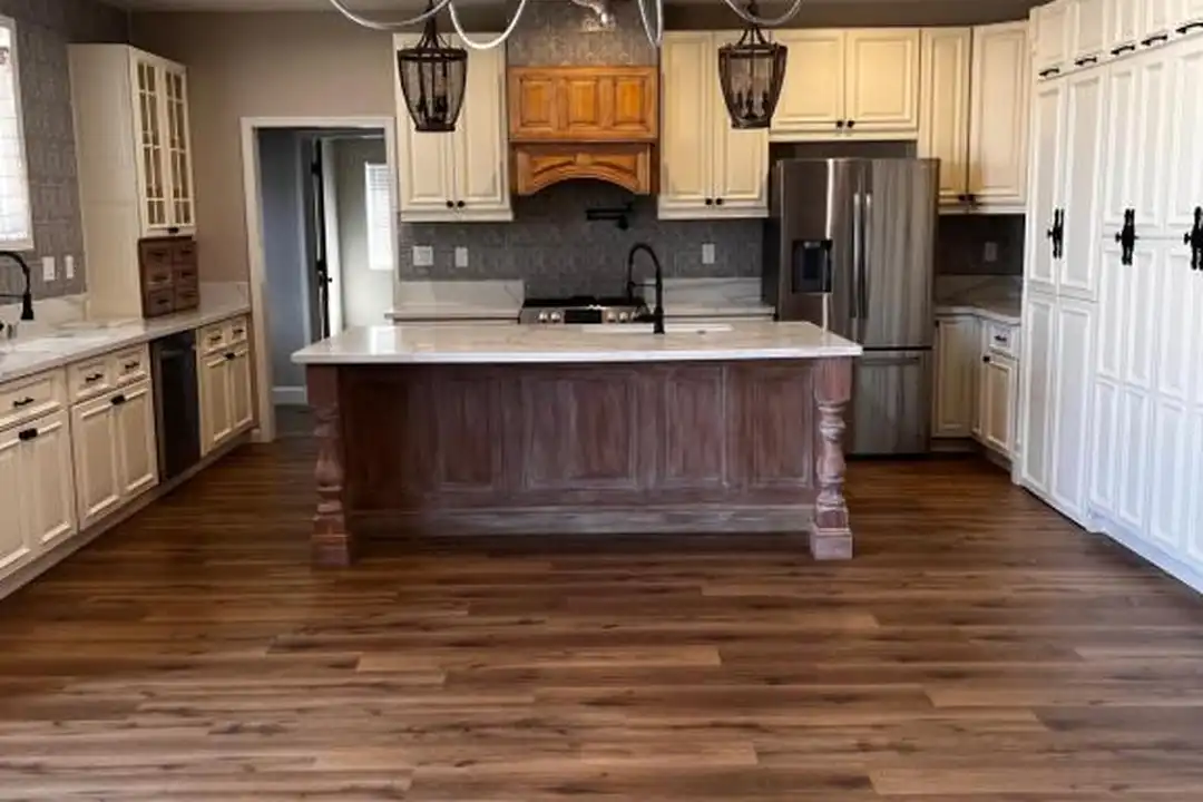 4421 Stetson Ave - View 4