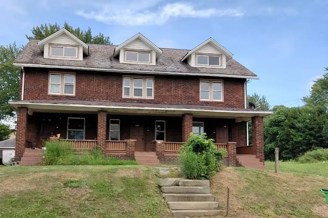 724 S Linden Ave unit 726 – photo 1