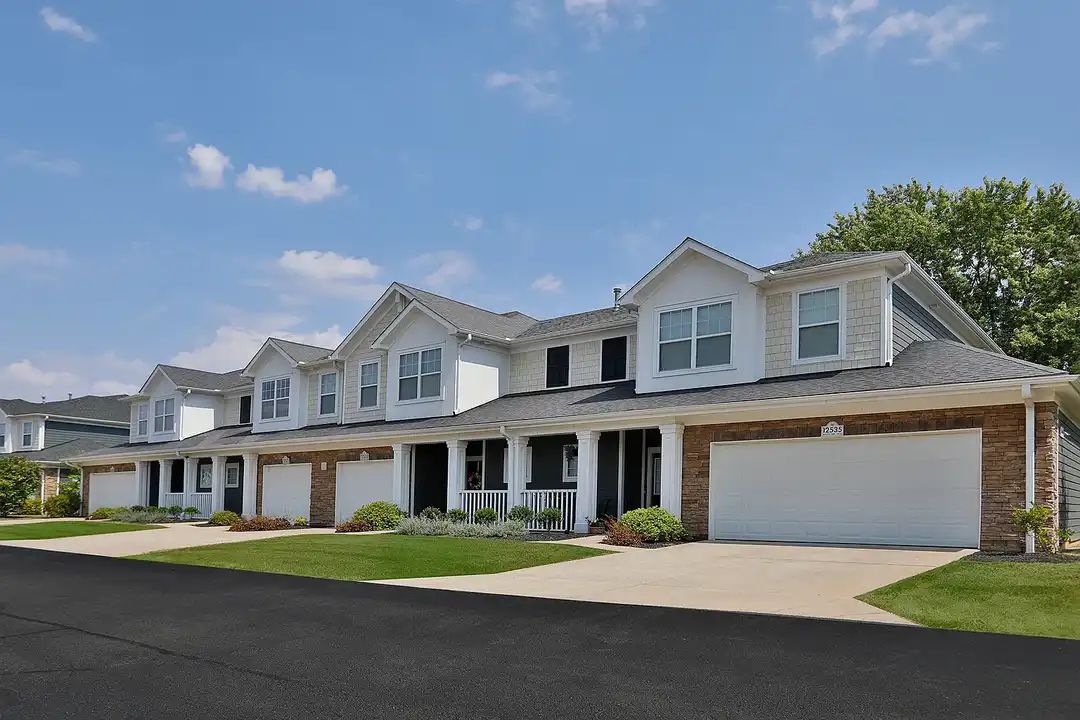 Kendal On Taylorsville – photo 1 of 85