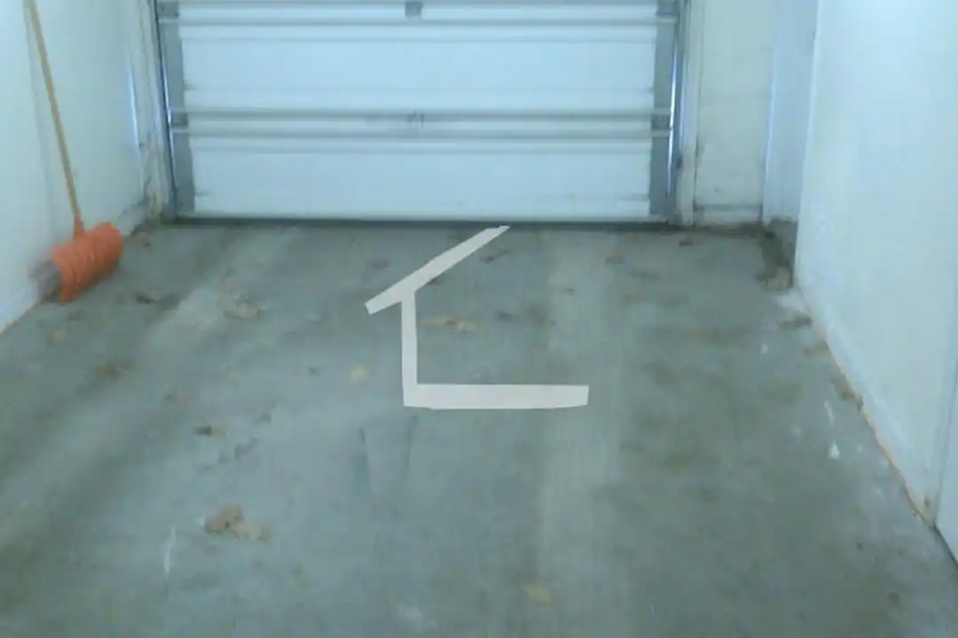 Apartment in Boston, Allston Village, Allston - View 2