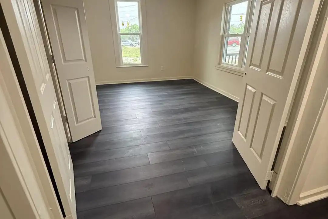 202 S Sampson Ave - View 3