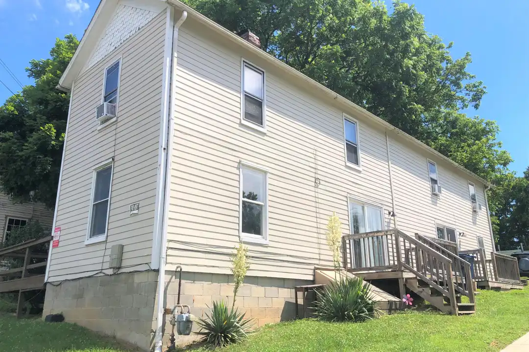 7 Atlantic St unit B – photo 1