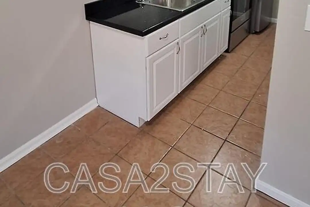 678 Knox Blvd unit 58 – photo 1 of 7
