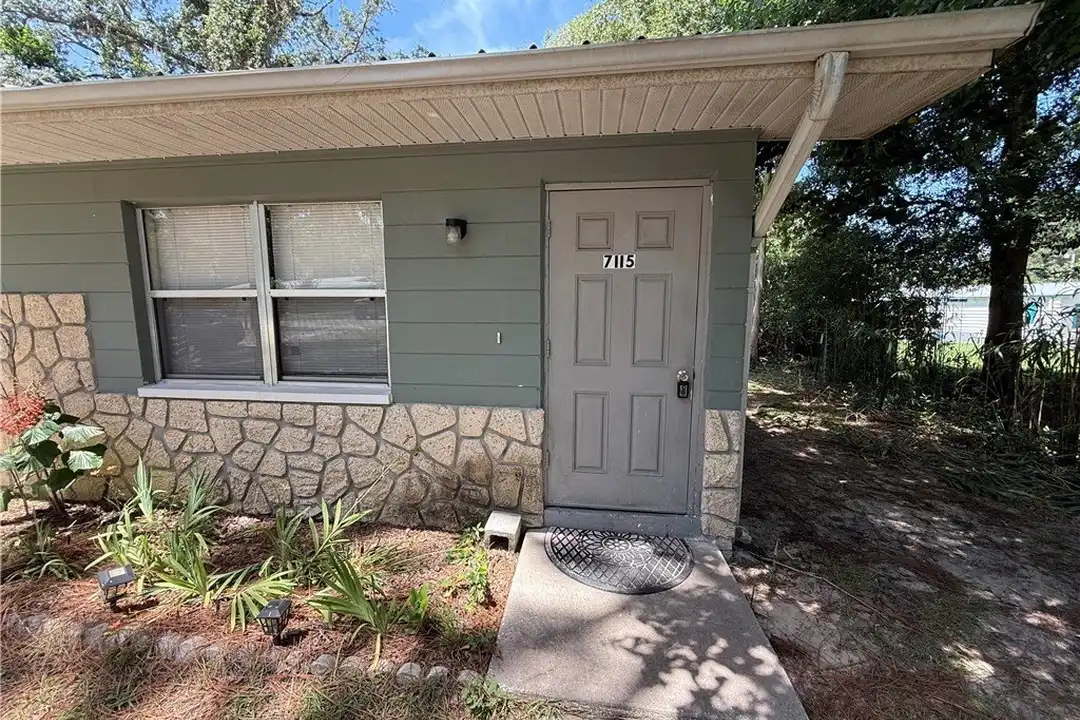 7115 W Porpoise Dr – photo 1 of 13