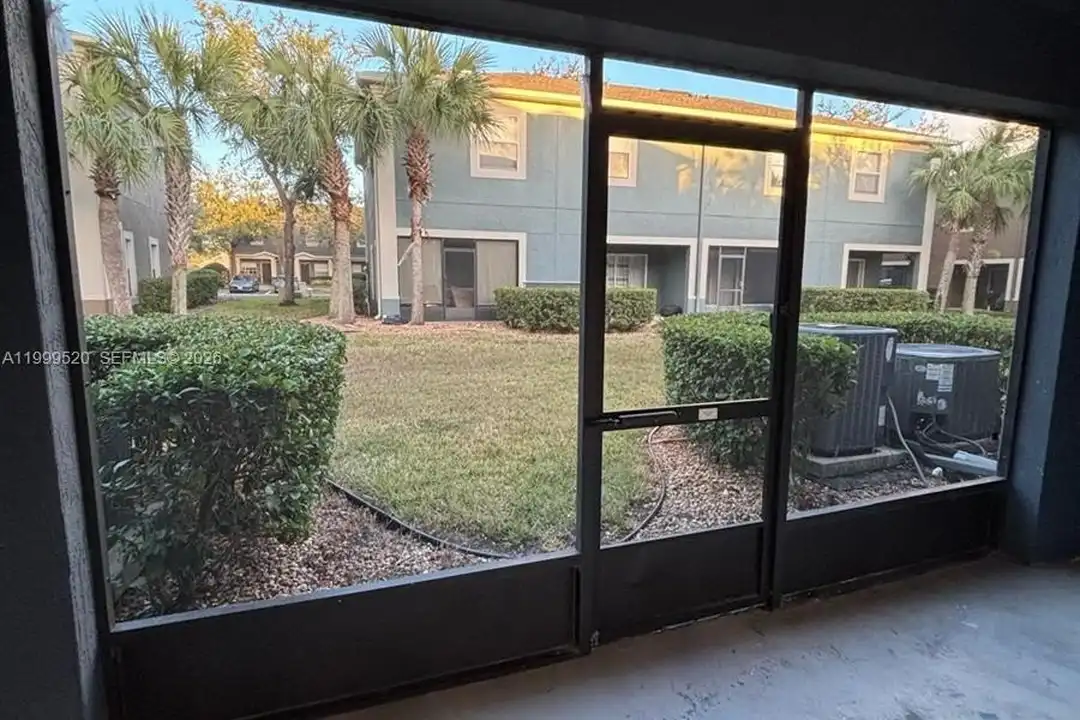 Apartment in Orlando - View 3