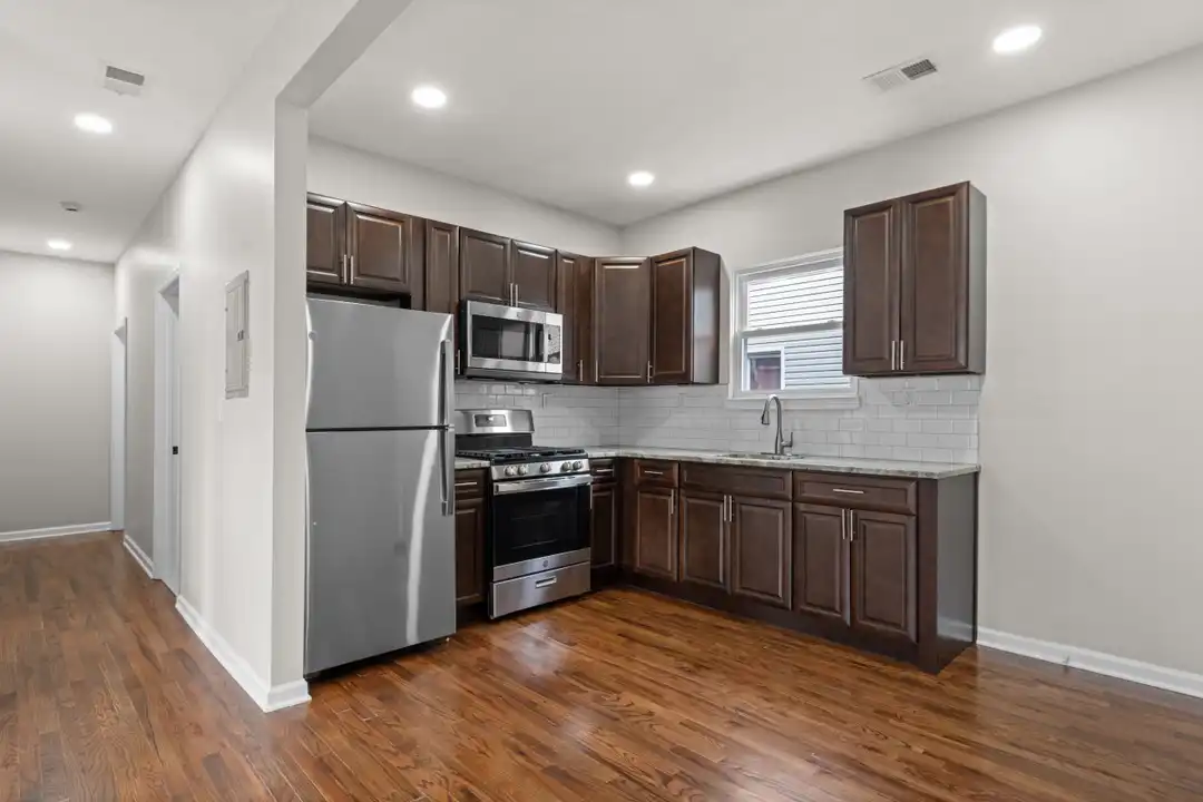 178 Union Ave unit 2L - View 4