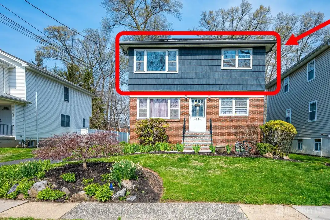 52 Johnson Ave – photo 1 of 25