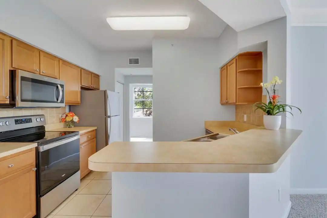 4302 Myrtlewood Cir W - View 3