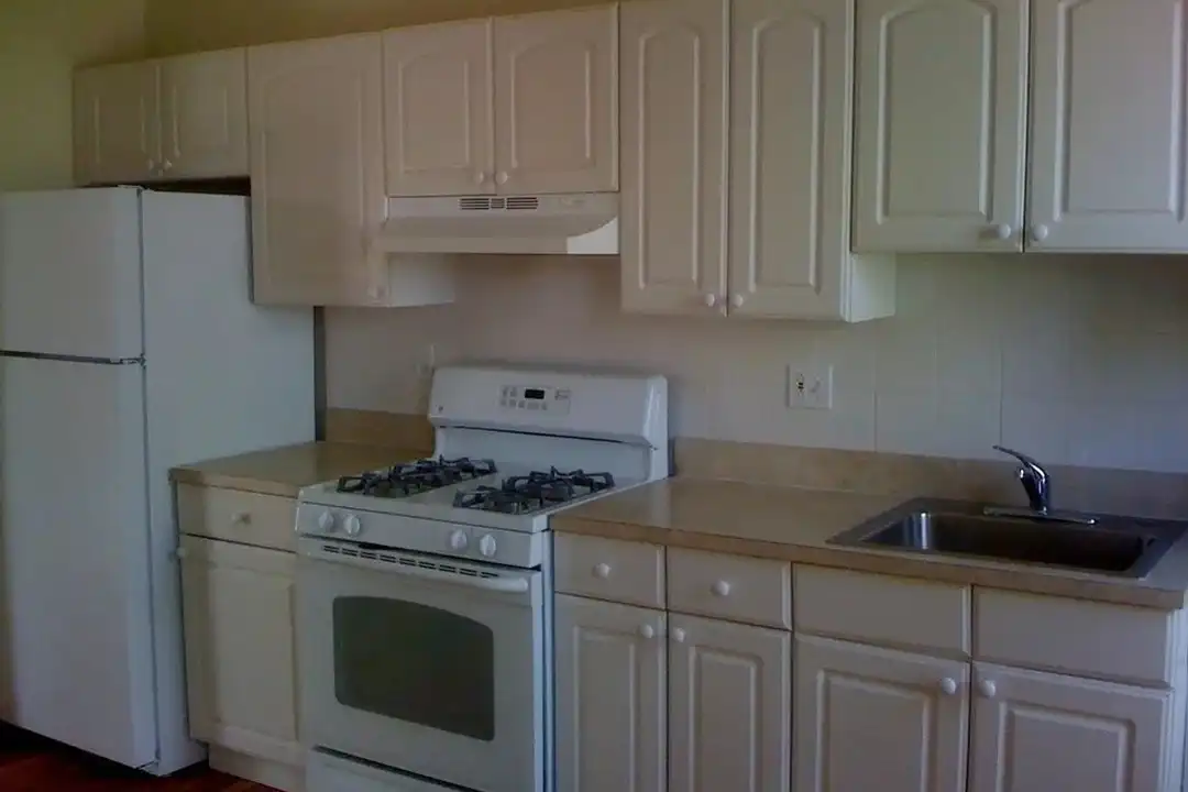 10 Buckley Ave unit 1 - Widok 6