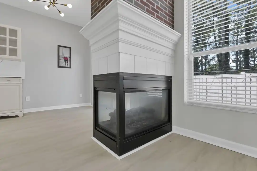 2573 Rustling Oak Blvd – photo 1