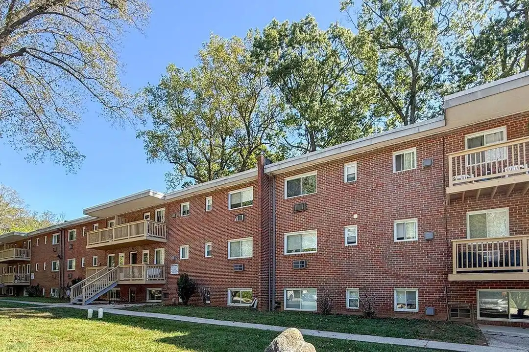 3905 Parkview Ave unit 24 – photo 1