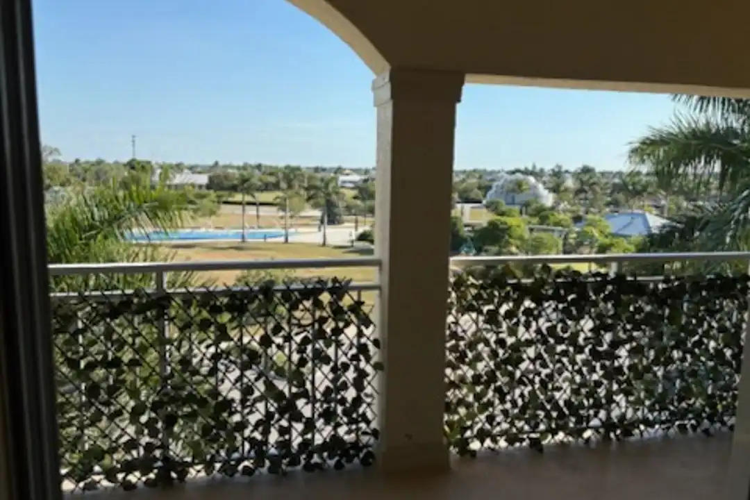 886 Park Ave unit # 402 - View 2