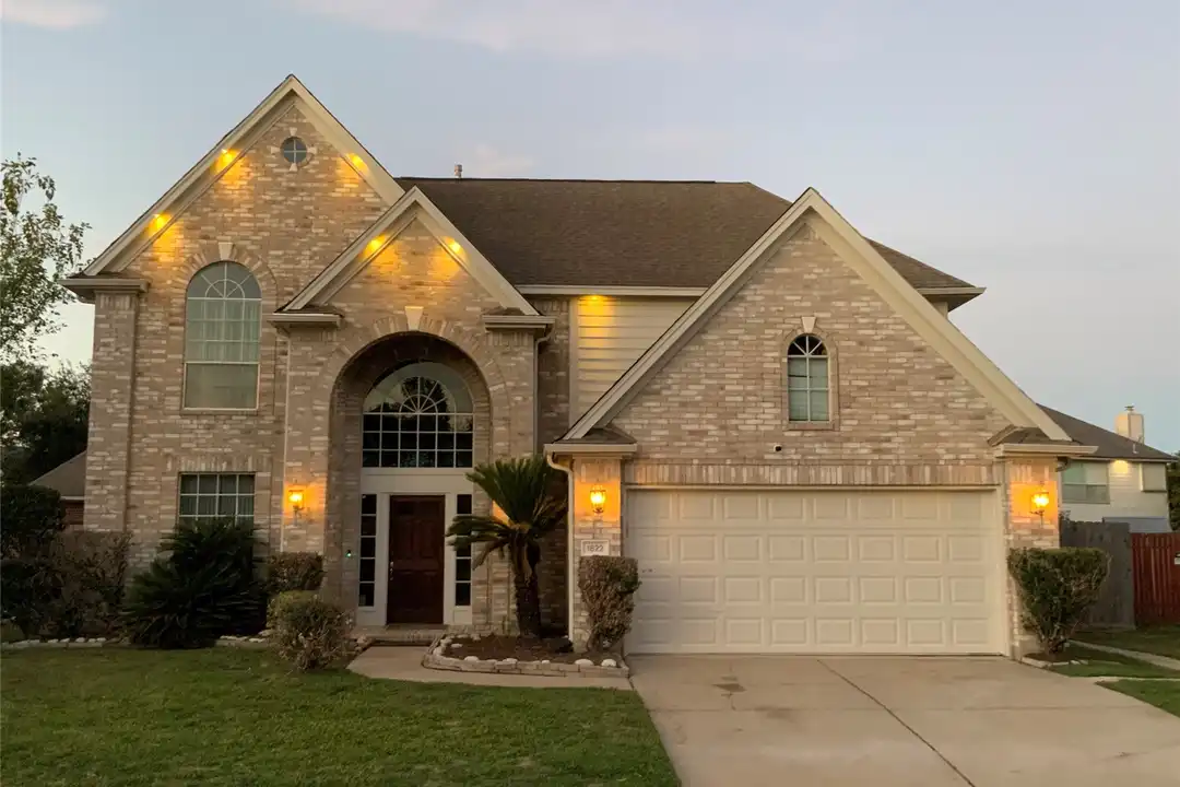 1822 Laurel Oaks Dr - View 3