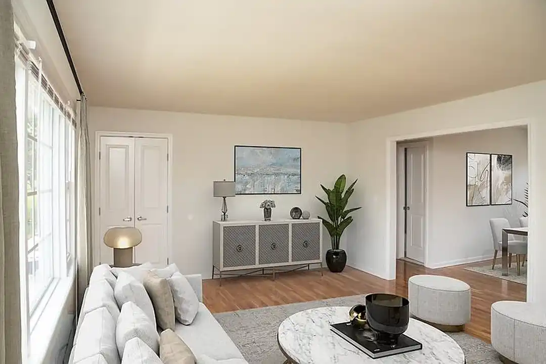 Apartment in West Orange - View 4