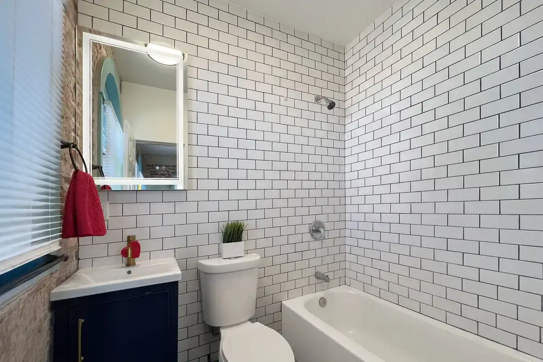 415 Olive Ave unit 5 - View 5