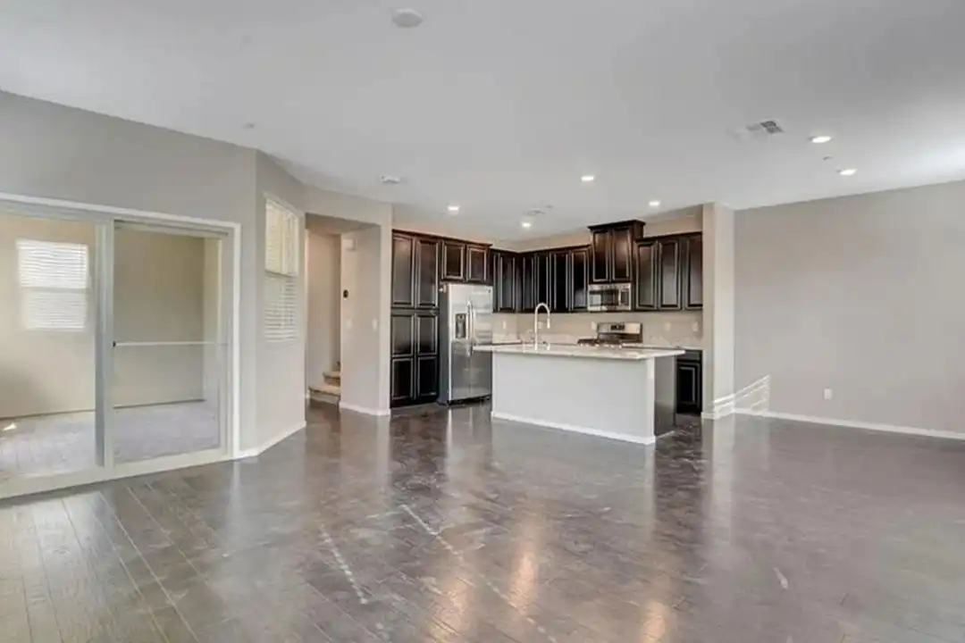 37 Alamere Falls Dr unit 1 - View 2