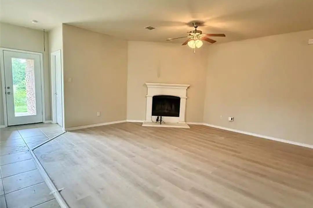 1108 Cheyenne Dr - View 6