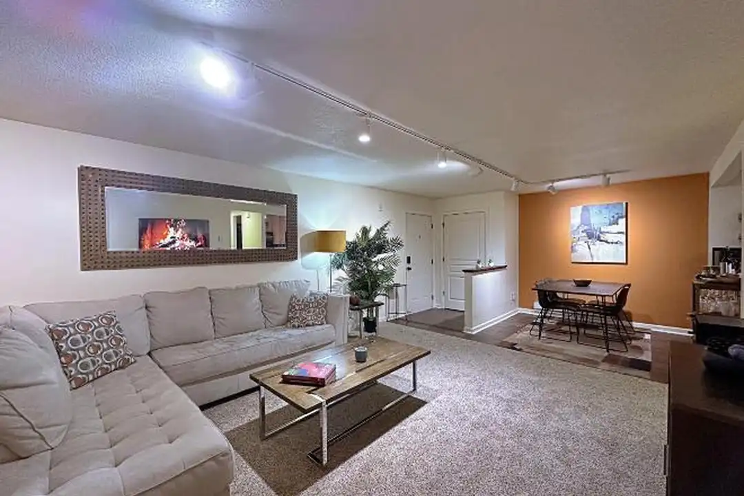 11046 SW Greenburg Rd - Skats 2