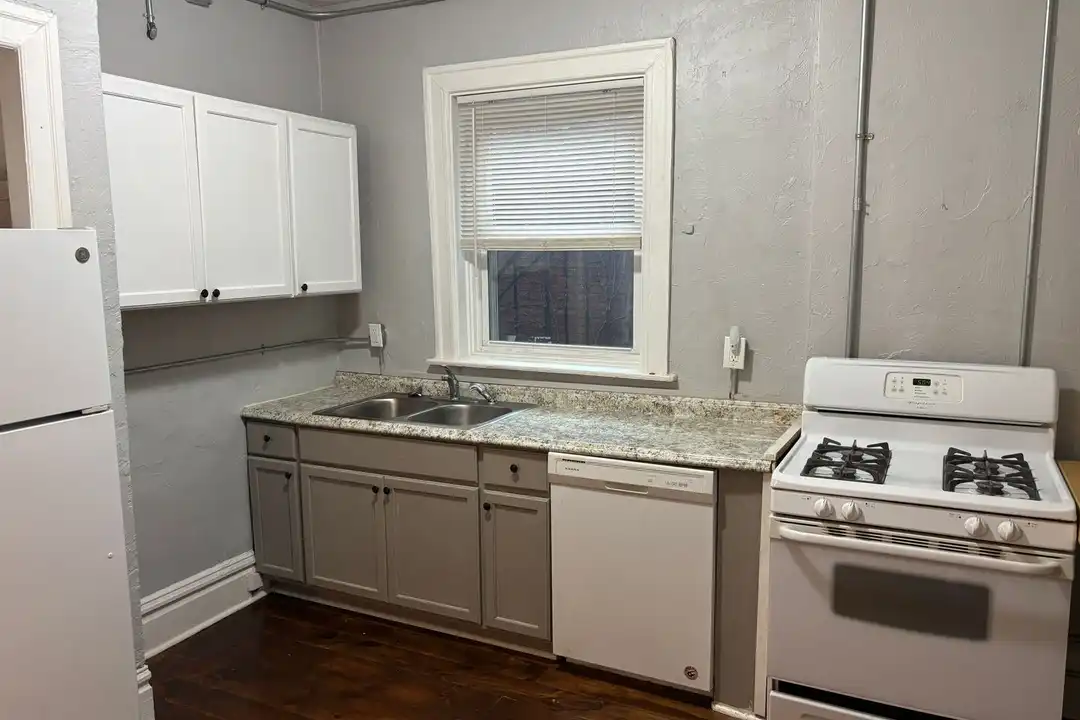 225 S Millvale Ave unit #6 – photo 1