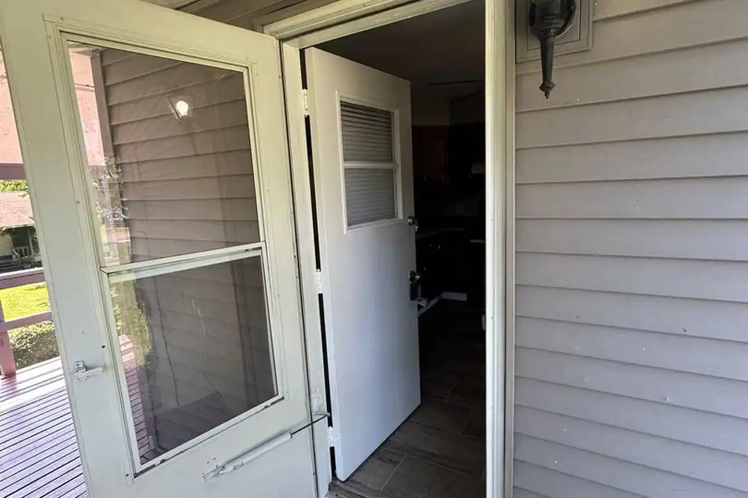 2201 Belmont Rd unit Apt. B – photo 1 of 15
