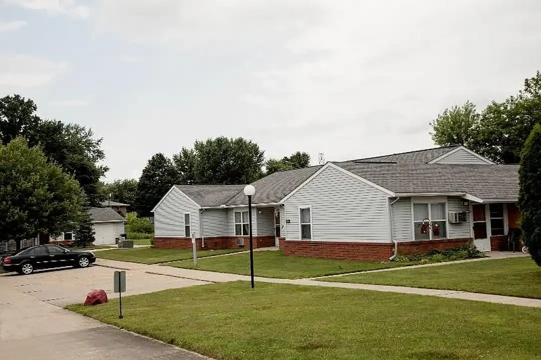 Portage Terrace – photo 1 of 18