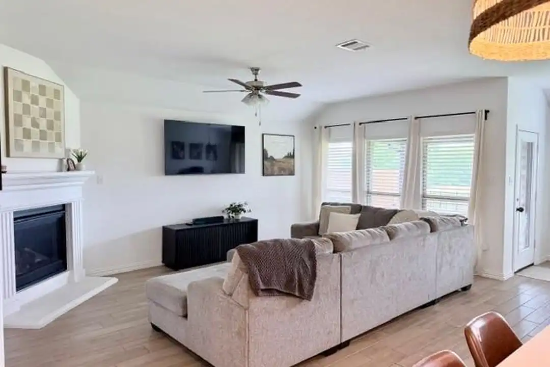 2036 Meliana Dr - View 3