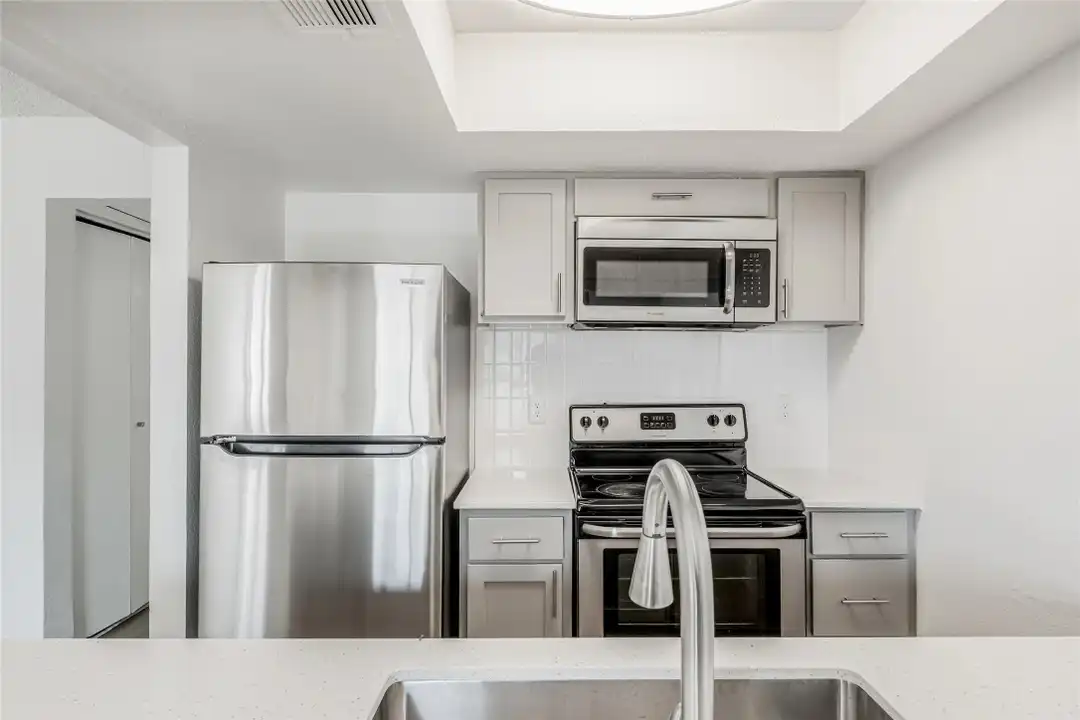 4600 W Pioneer Dr unit 222 - View 6