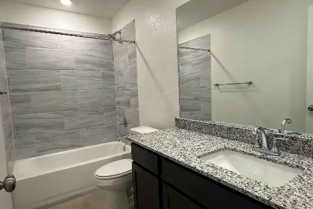 1209 Lehmann Dr - View 6