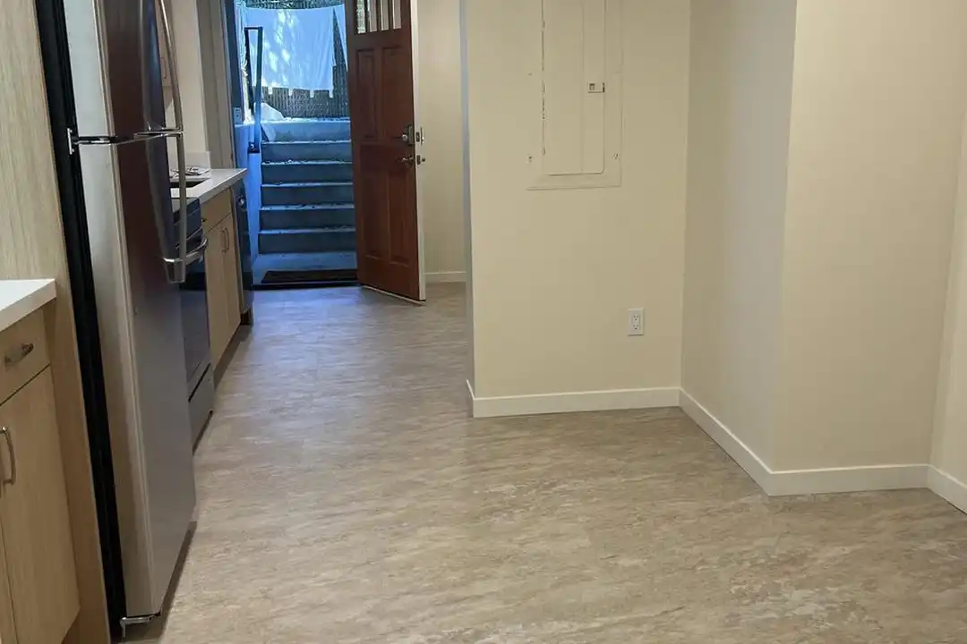 5543 26th Ave NE unit B – pohled 2