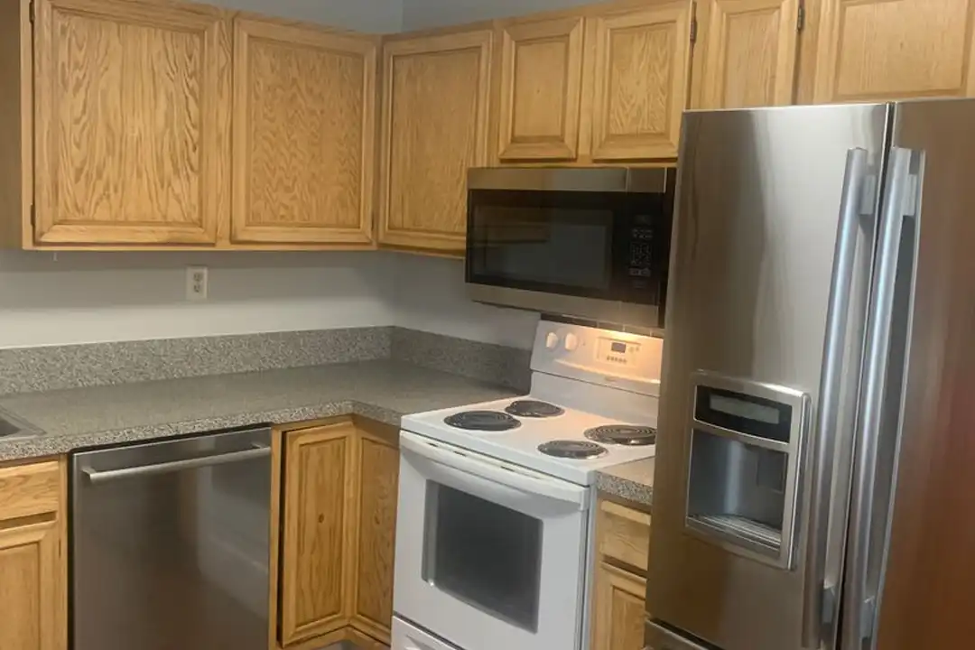 224 Bent Ave - View 3