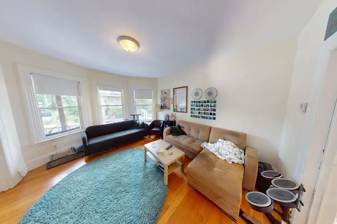 19 Woodstock Ave - View 6