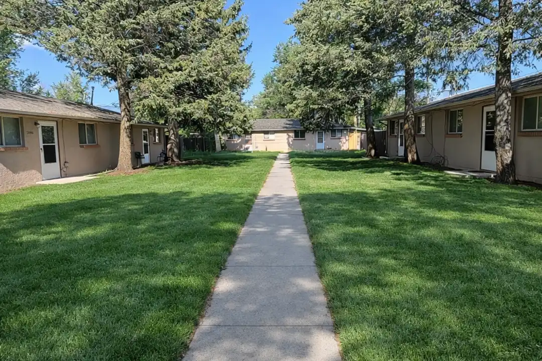 3006 N Institute St - More