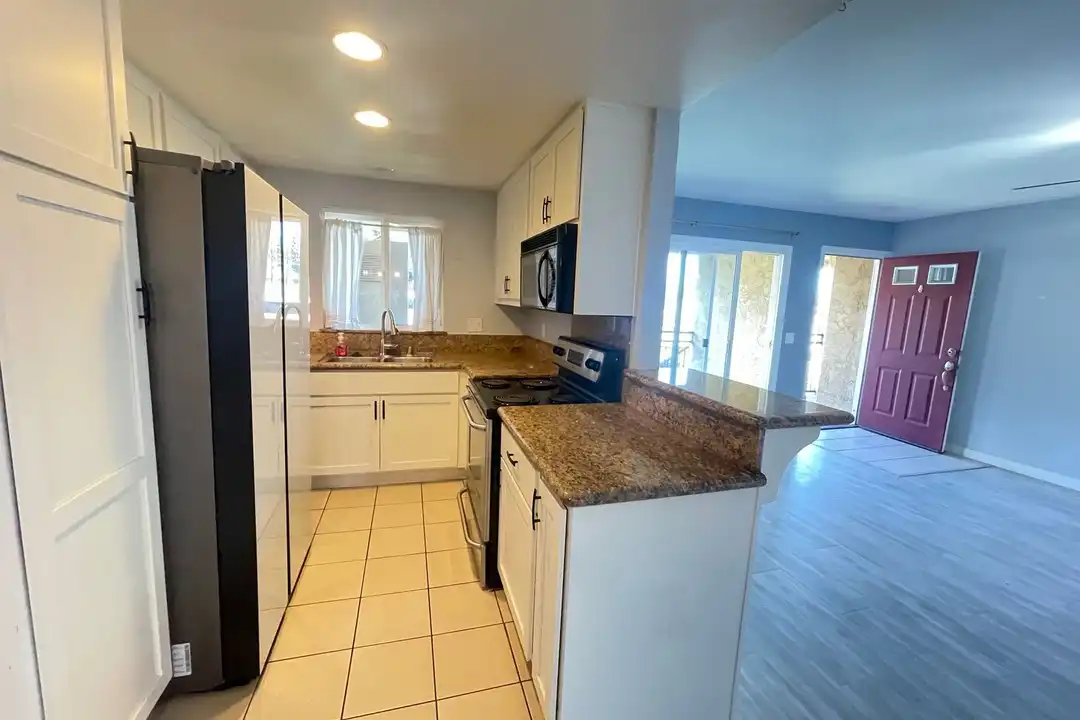 495 San Pasqual Valley Rd unit 144 - View 3