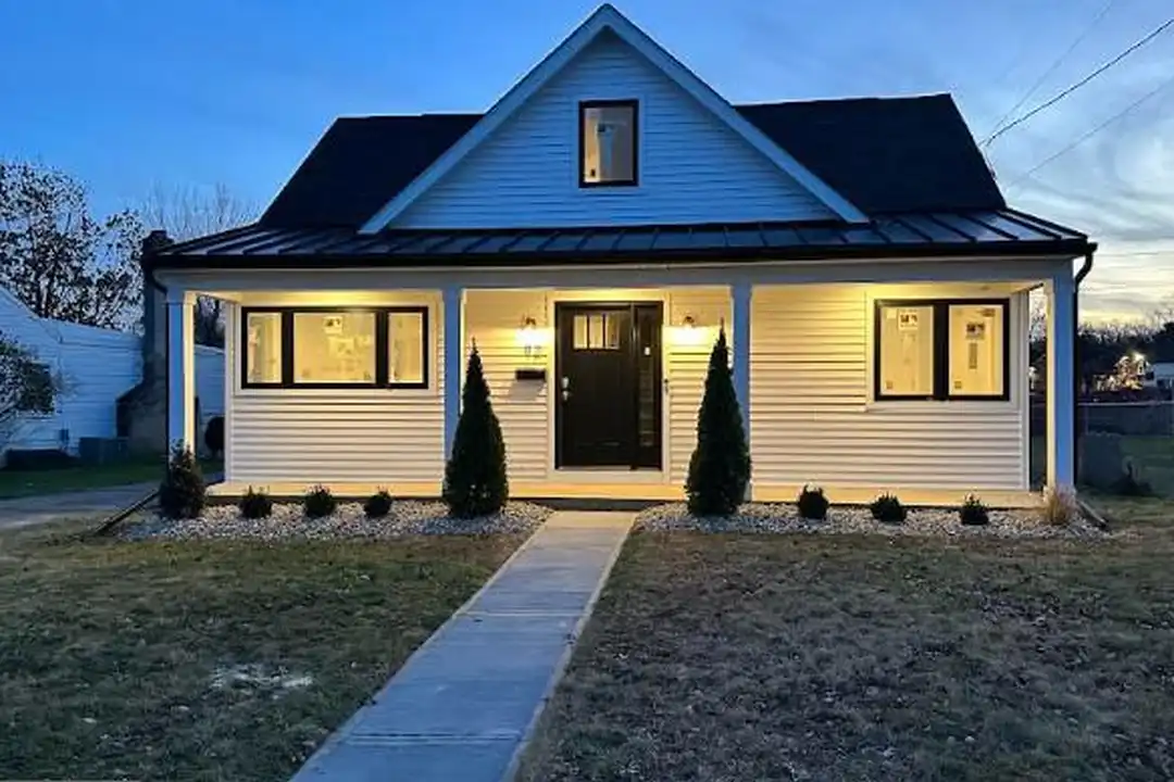 92 Pennwood Dr - View 2