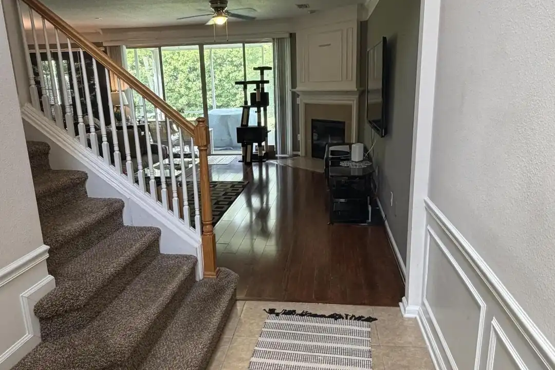 11175 Castlemain Cir W – pohled 4