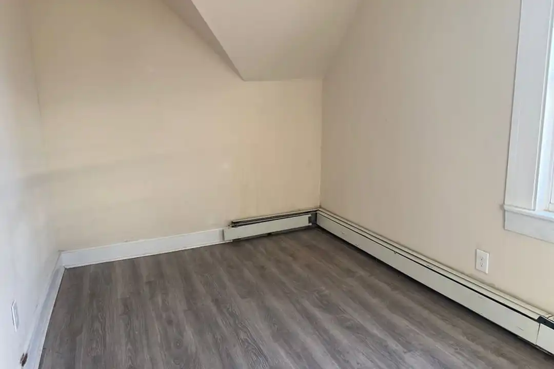 356 Hamilton Ave unit 3 - View 3