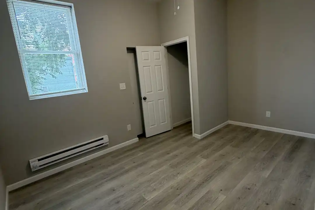 537 W Olney Ave – photo 1