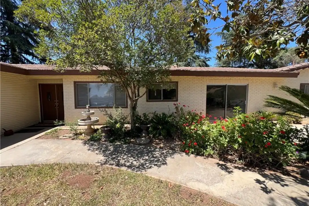 38158 Cherry Valley Blvd - View 3