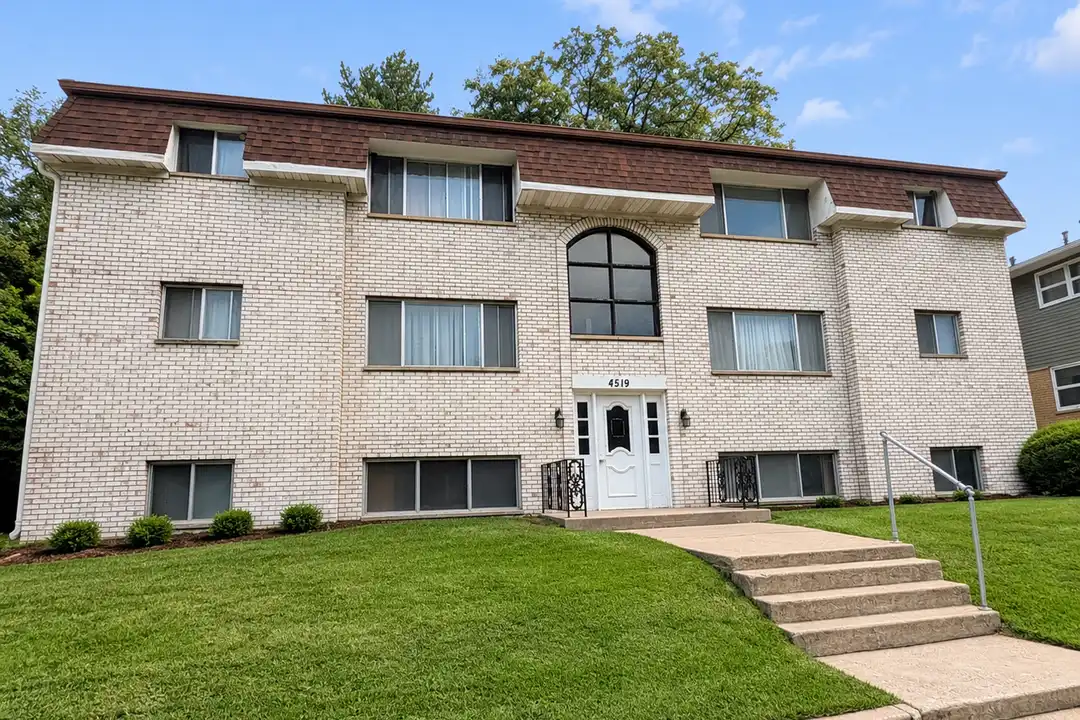 4519 12th Ave unit 6 – photo 1