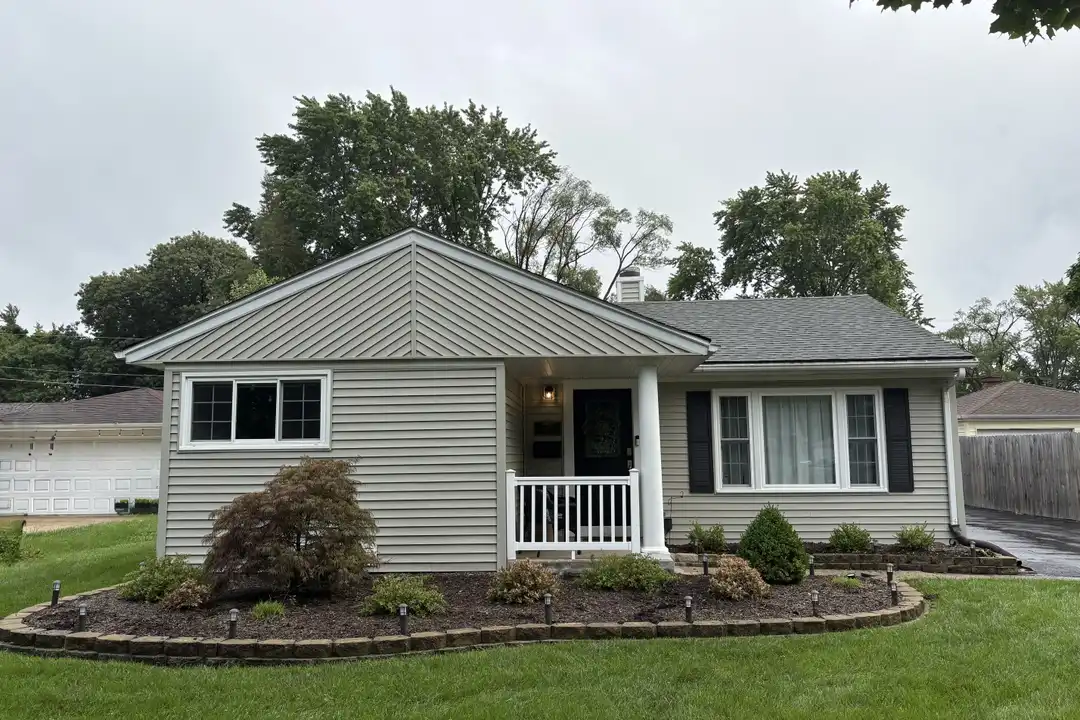 2105 St James St – photo 1 of 34