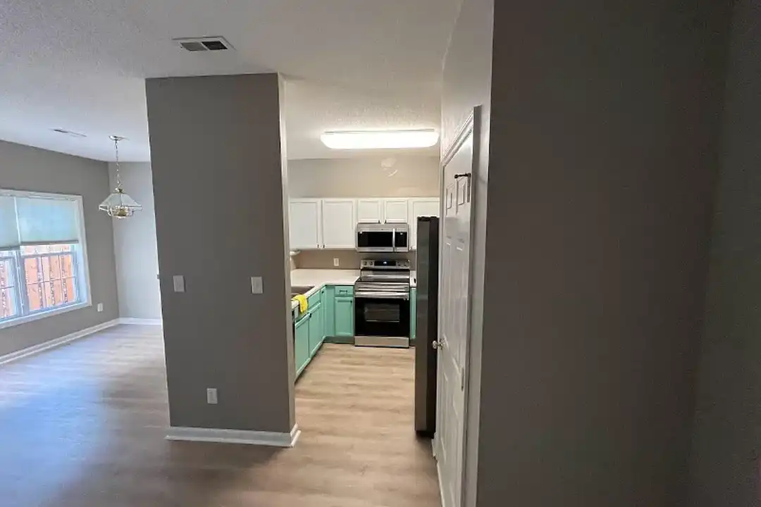 107 Fox Trail Ln - View 6