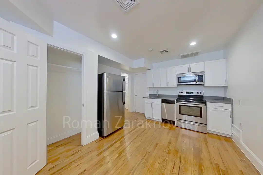 14 Brainerd Rd unit 17C – pohled 3