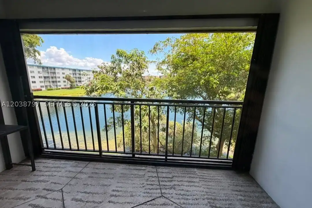 8775 Park Blvd #318 - View 6