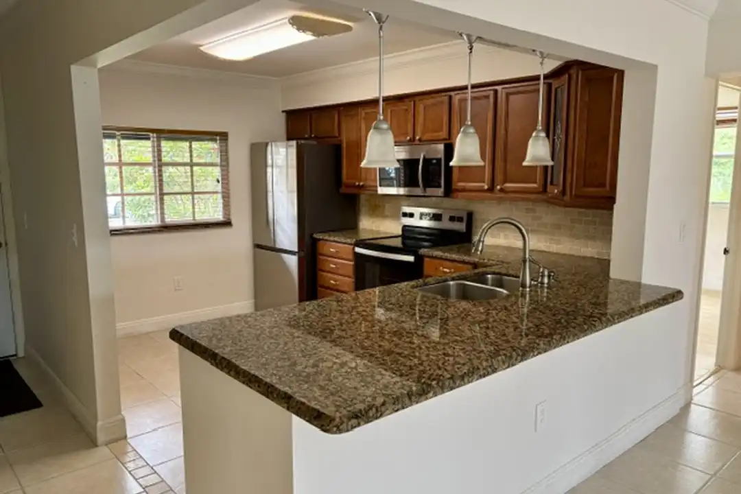 4040 Crystal Lake Dr unit 101 - View 4