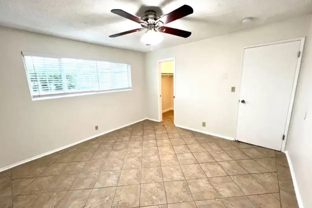 6257 Newlin Ave unit G - View 3